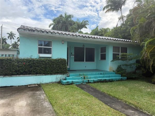 1146 Polk St, Hollywood, FL 33019