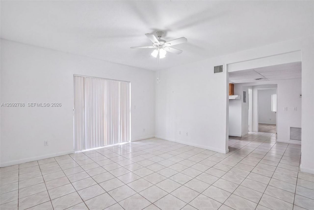 7610 Dickens Ave , Miami Beach, FL 33141 Photo