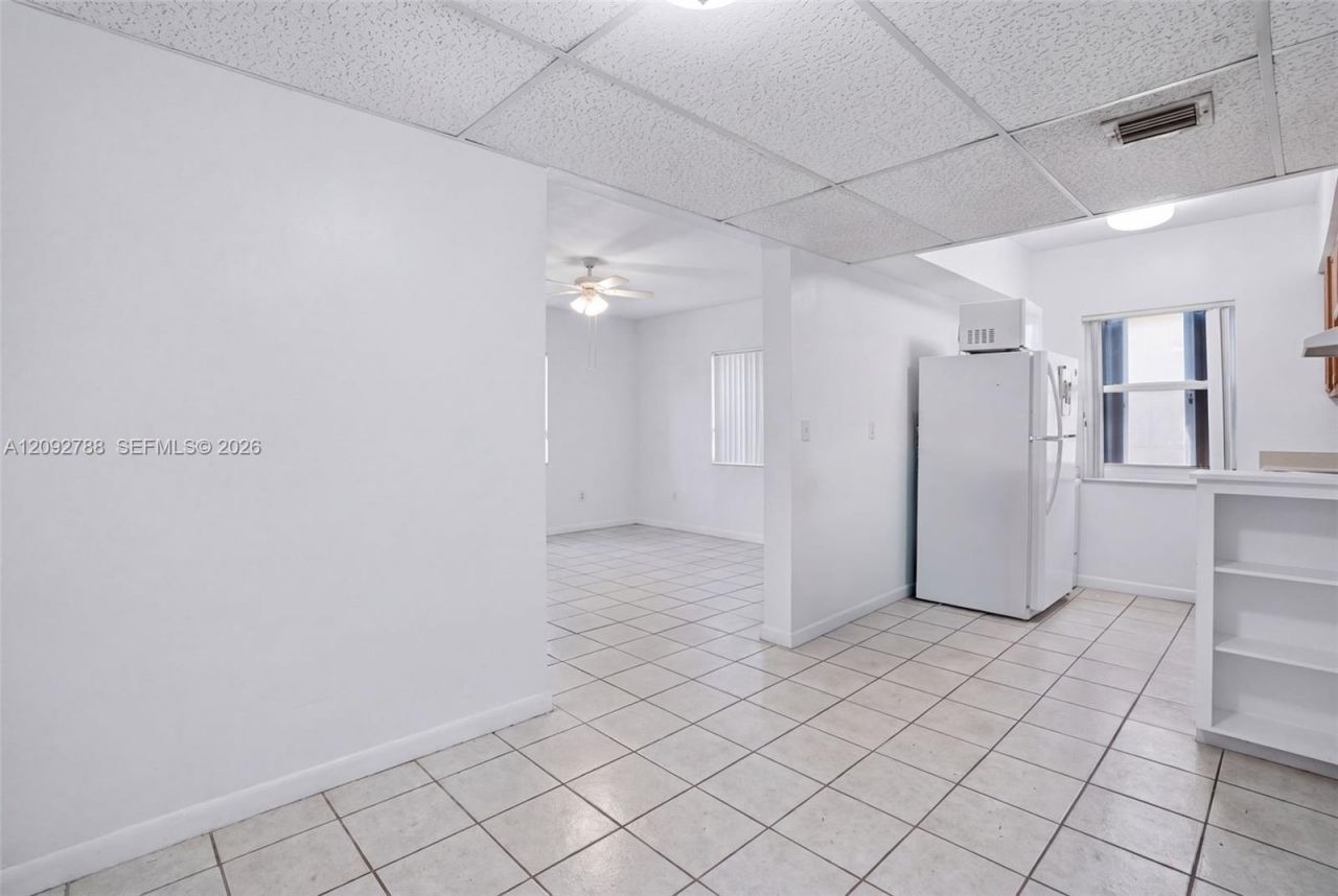7610 Dickens Ave , Miami Beach, FL 33141 Photo