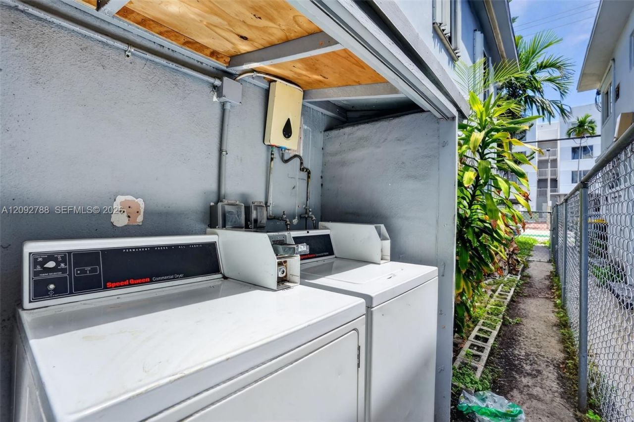 7610 Dickens Ave , Miami Beach, FL 33141 Photo
