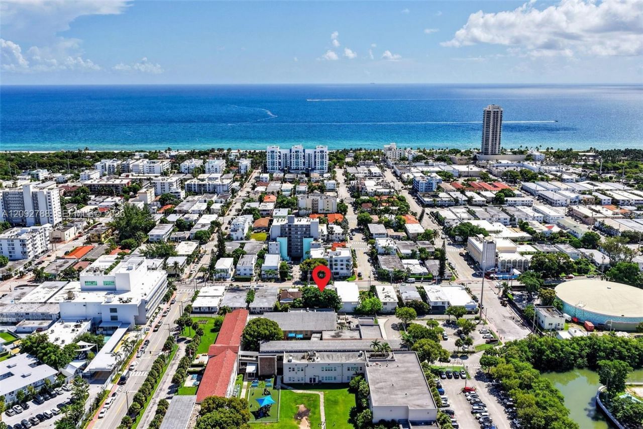 7610 Dickens Ave , Miami Beach, FL 33141 Photo