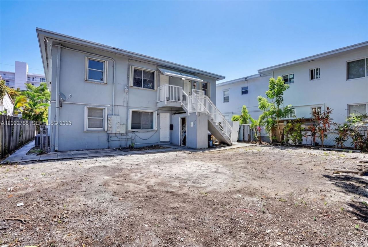 7610 Dickens Ave , Miami Beach, FL 33141 Photo