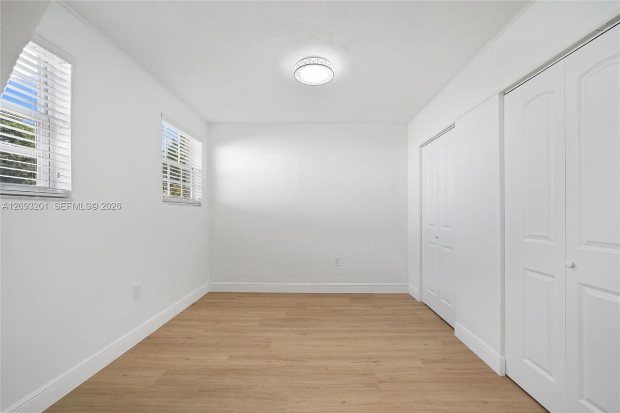 1250 W 34th St , Hialeah, FL 33012 Photo