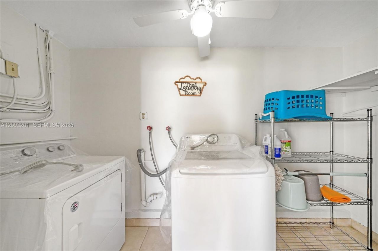 1250 W 34th St , Hialeah, FL 33012 Photo