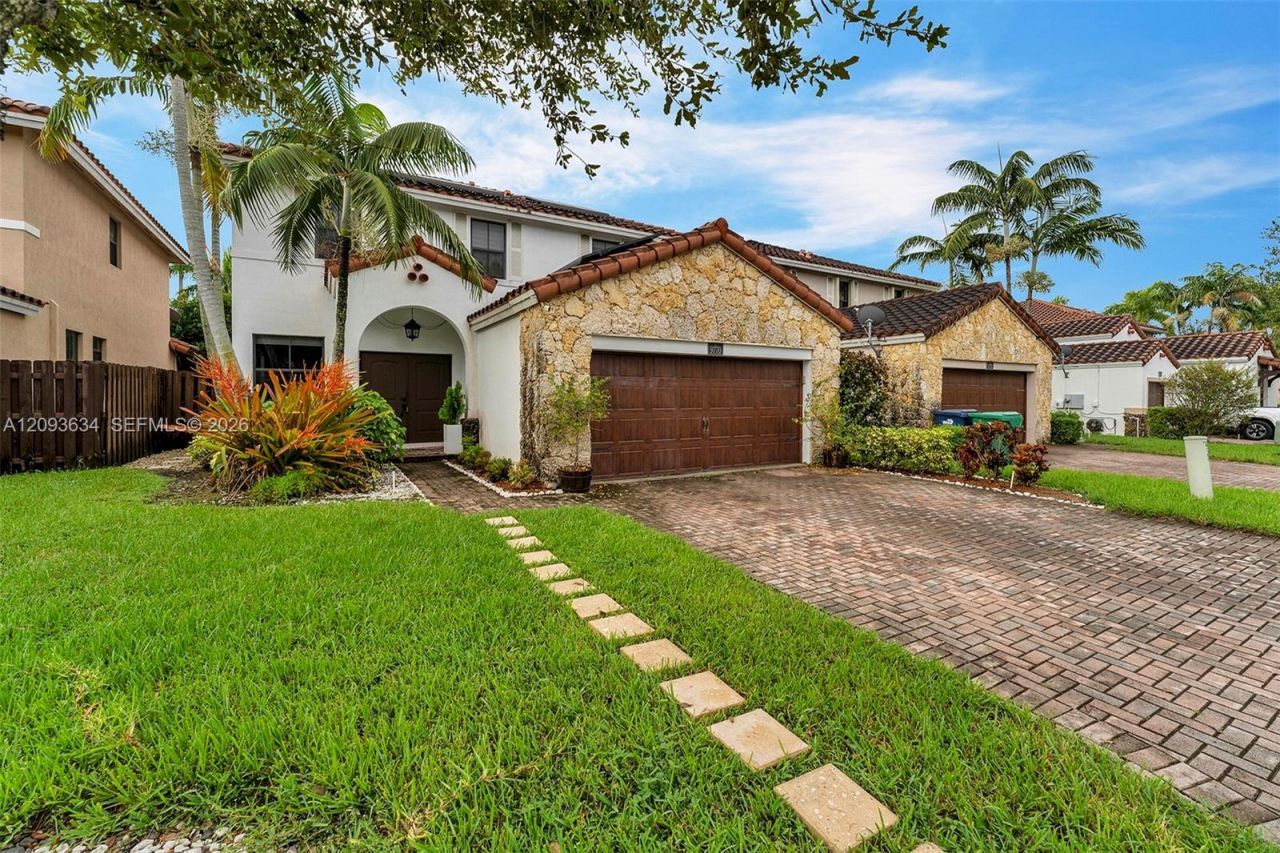 9770 NW 10th St , Unit 9770, Miami, FL 33172 Photo