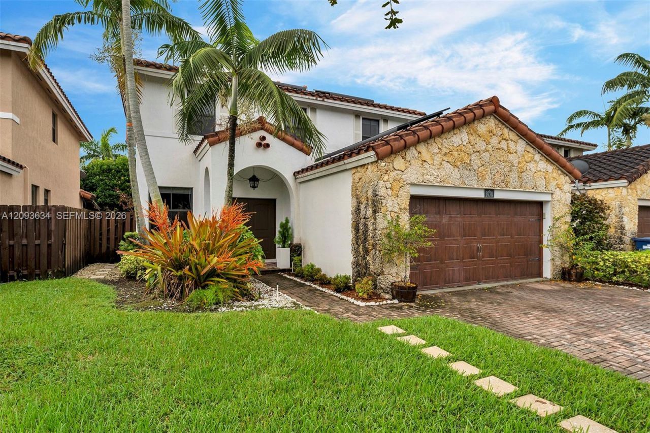 9770 NW 10th St , Unit 9770, Miami, FL 33172 Photo