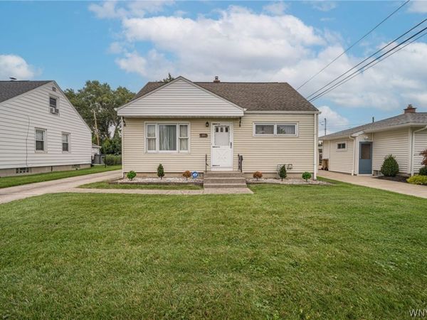 40 Petan Drive, Buffalo, NY 14225