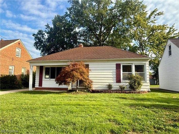 5363 Summit Road , Lyndhurst, OH 44124