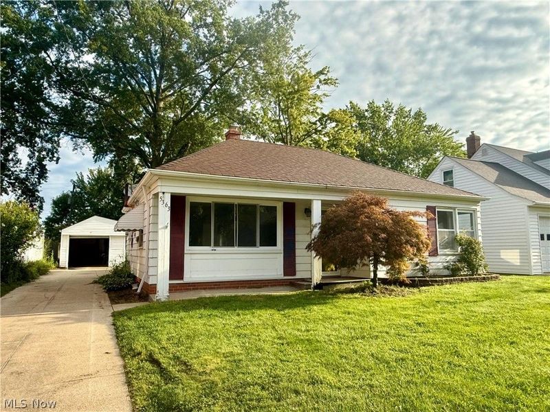 5363 Summit Road, Lyndhurst, OH 44124 Photo 2