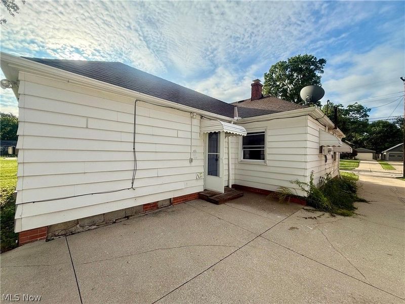 5363 Summit Road, Lyndhurst, OH 44124 Photo 3