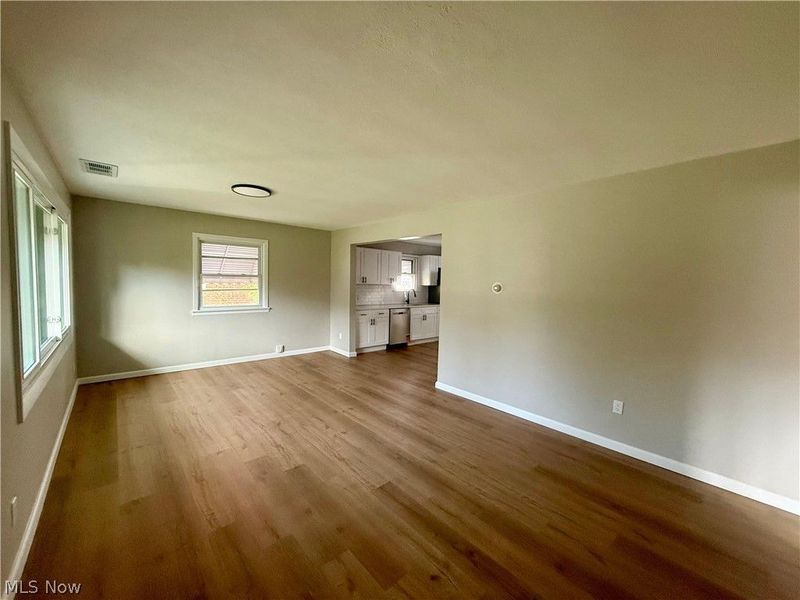 5363 Summit Road, Lyndhurst, OH 44124 Photo 8
