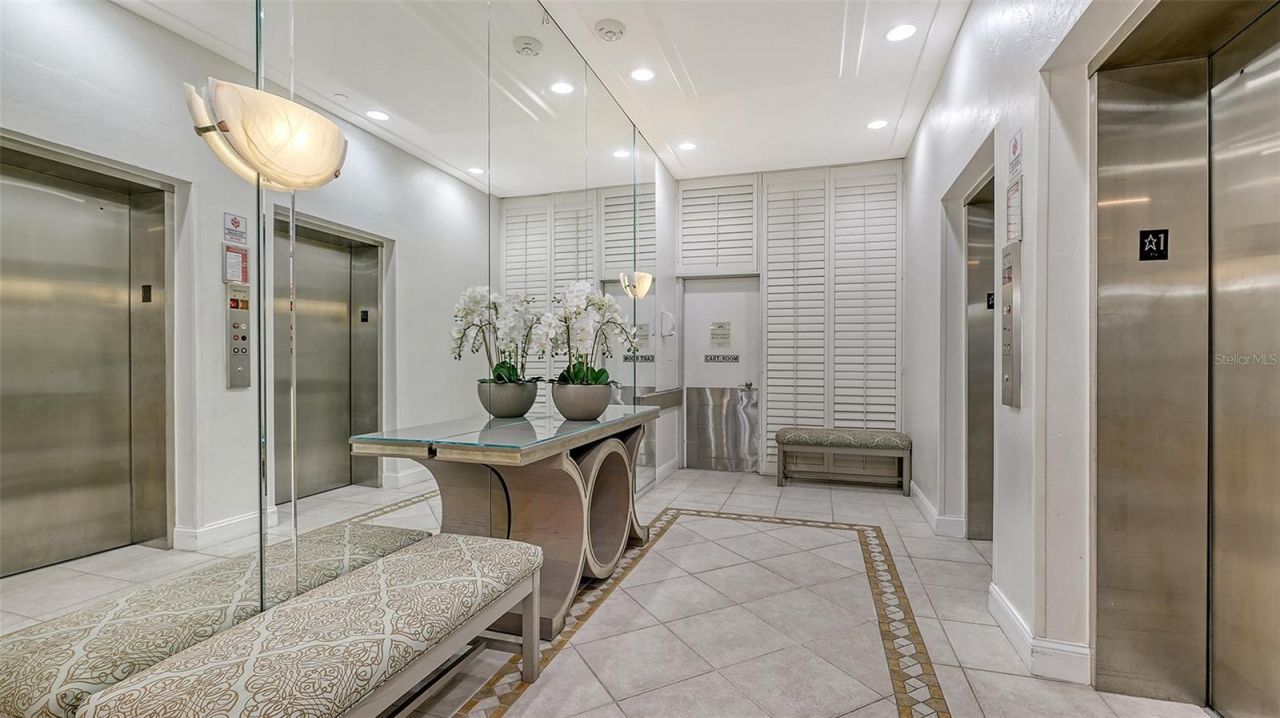 1212 Benjamin Franklin Drive, Unit 604, Sarasota, FL 34236 Photo
