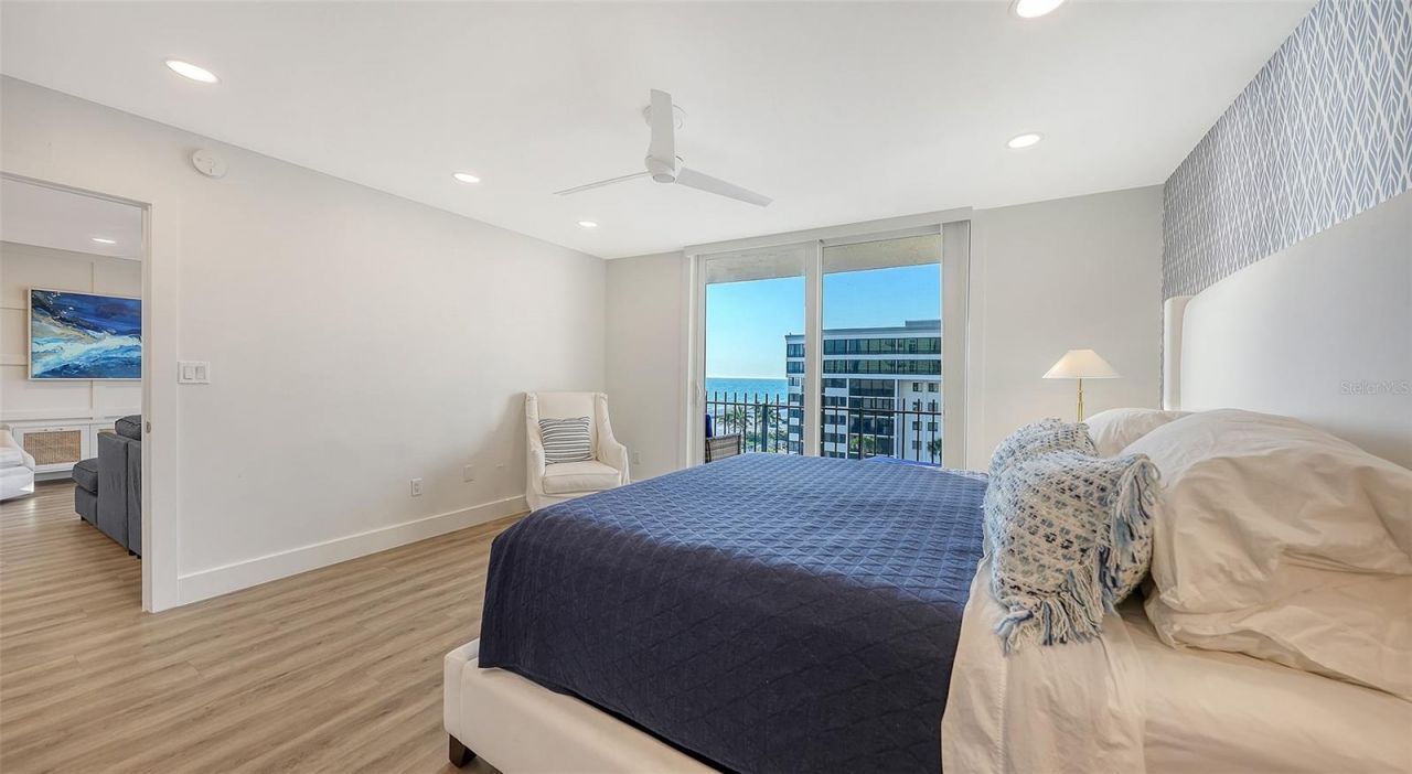 1212 Benjamin Franklin Drive, Unit 604, Sarasota, FL 34236 Photo