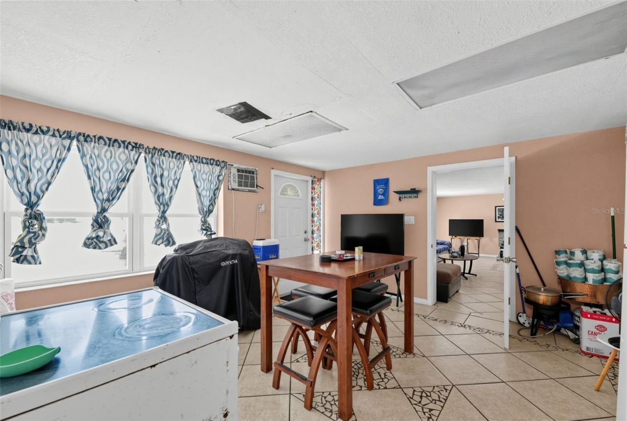 3314 59th Avenue Drive E, Bradenton, FL 34203 Photo