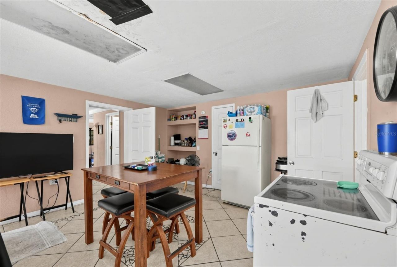 3314 59th Avenue Drive E, Bradenton, FL 34203 Photo