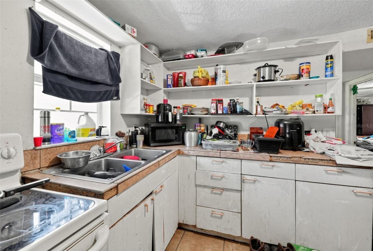 3314 59th Avenue Drive E, Bradenton, FL 34203 Photo