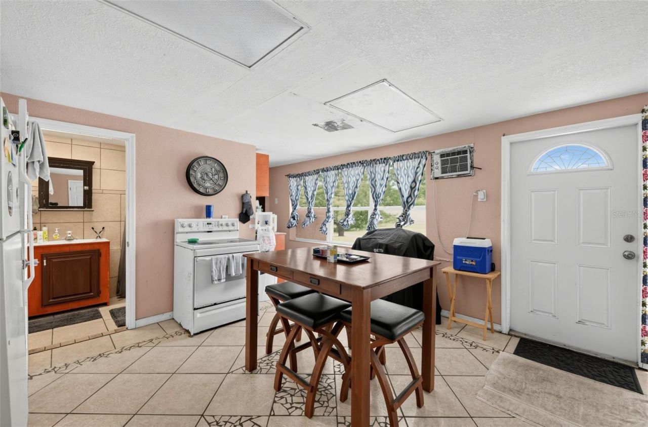 3314 59th Avenue Drive E, Bradenton, FL 34203 Photo