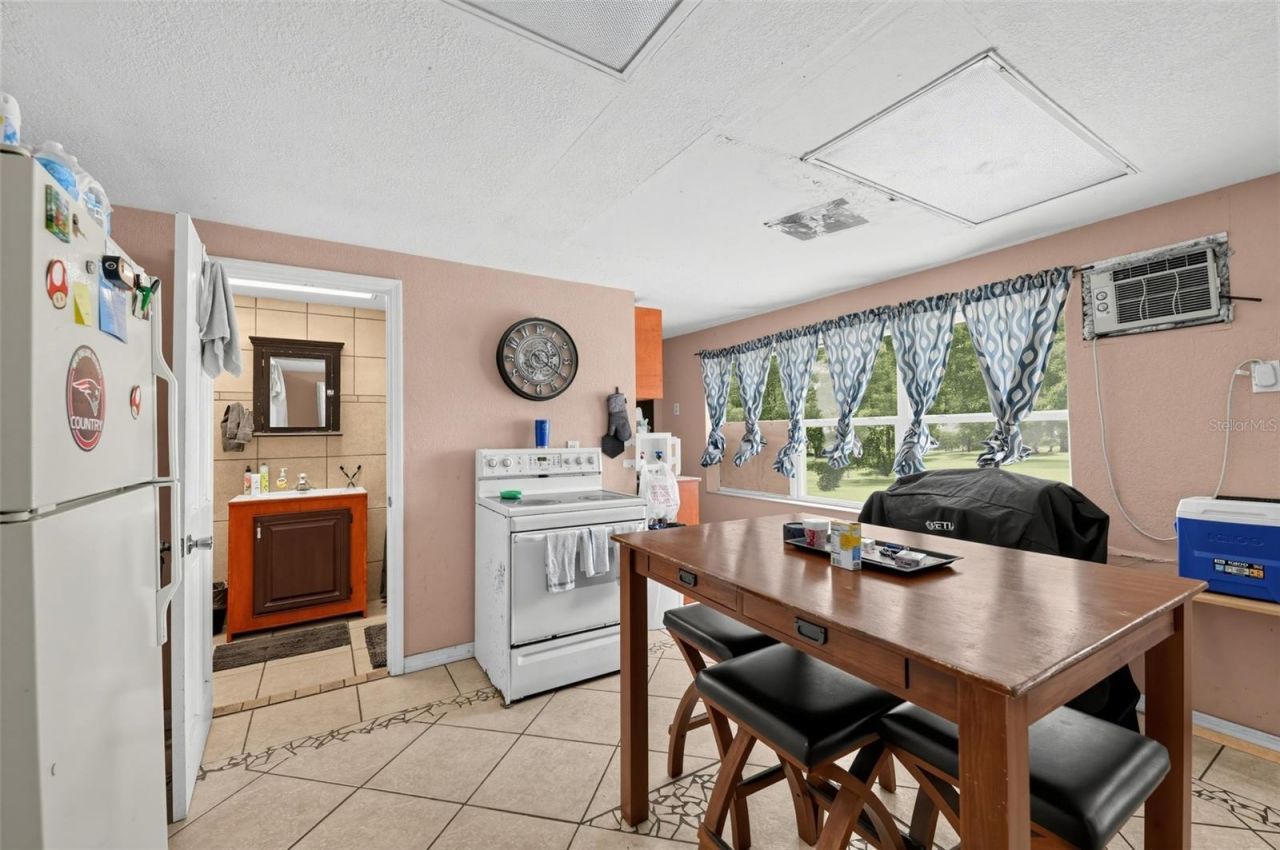 3314 59th Avenue Drive E, Bradenton, FL 34203 Photo