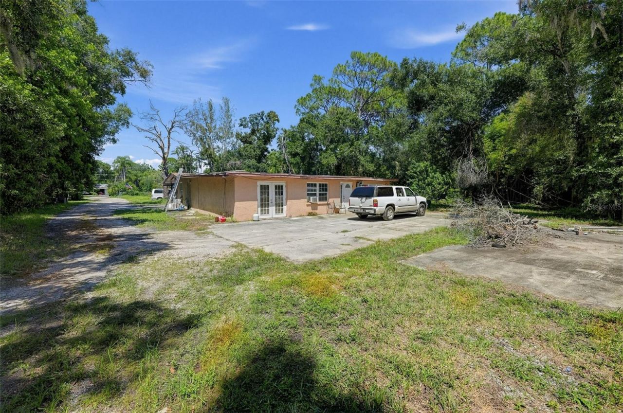 3314 59th Avenue Drive E, Bradenton, FL 34203 Photo