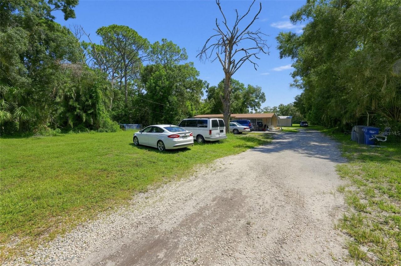 3314 59th Avenue Drive E, Bradenton, FL 34203 Photo
