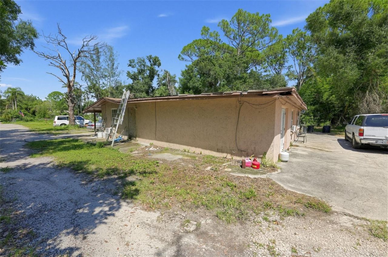 3314 59th Avenue Drive E, Bradenton, FL 34203 Photo