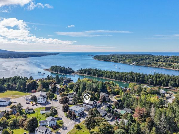 355 Main Street, Winter Harbor, ME 04693