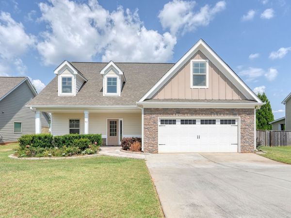 97 Unicoi Way, Dallas, GA 30132