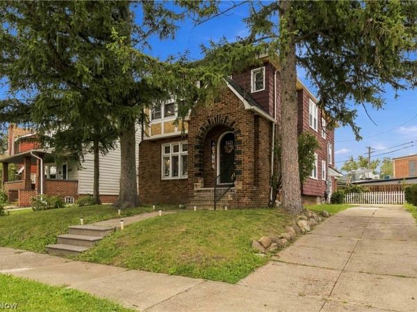 3474 Raymont Boulevard , University Heights, OH 44118