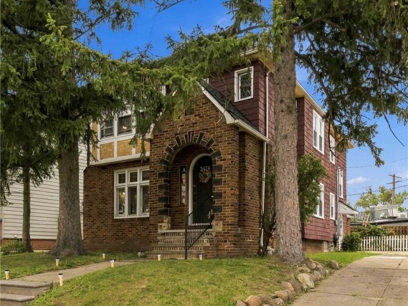 3474 Raymont Boulevard, University Heights, OH 44118 Photo 1