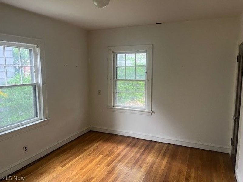 18331 Newell Road, Shaker Heights, OH 44122 Photo 9