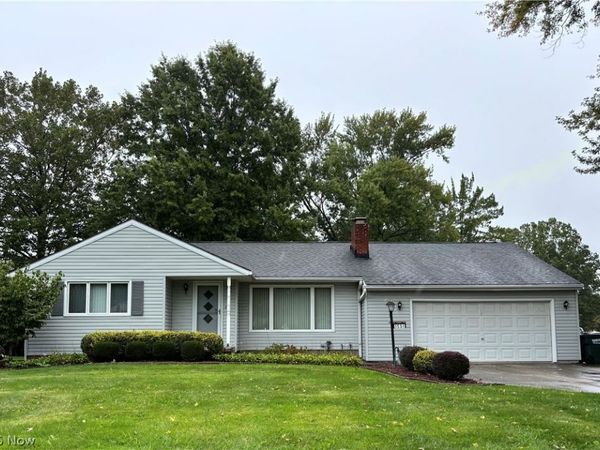 1551 Wilsonway Drive , Barberton, OH 44203