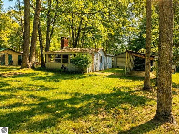 4898 Maplewood Street, Harrison, MI 48625