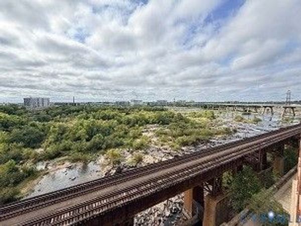 1101 Haxall Point , Unit 606, Richmond, VA 23219