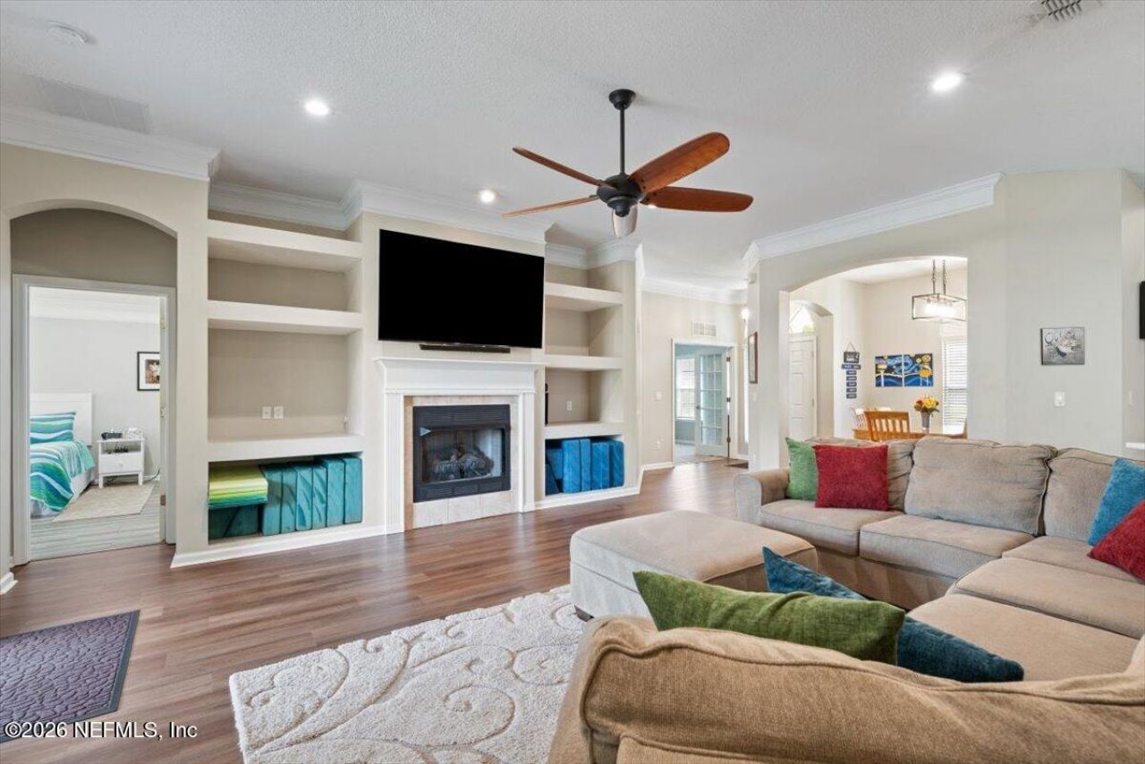 14437 Cherry Lake Drive W, Jacksonville, FL 32258 Photo