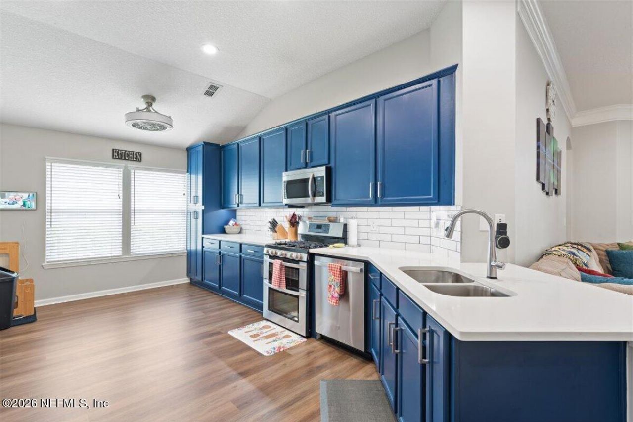 14437 Cherry Lake Drive W, Jacksonville, FL 32258 Photo