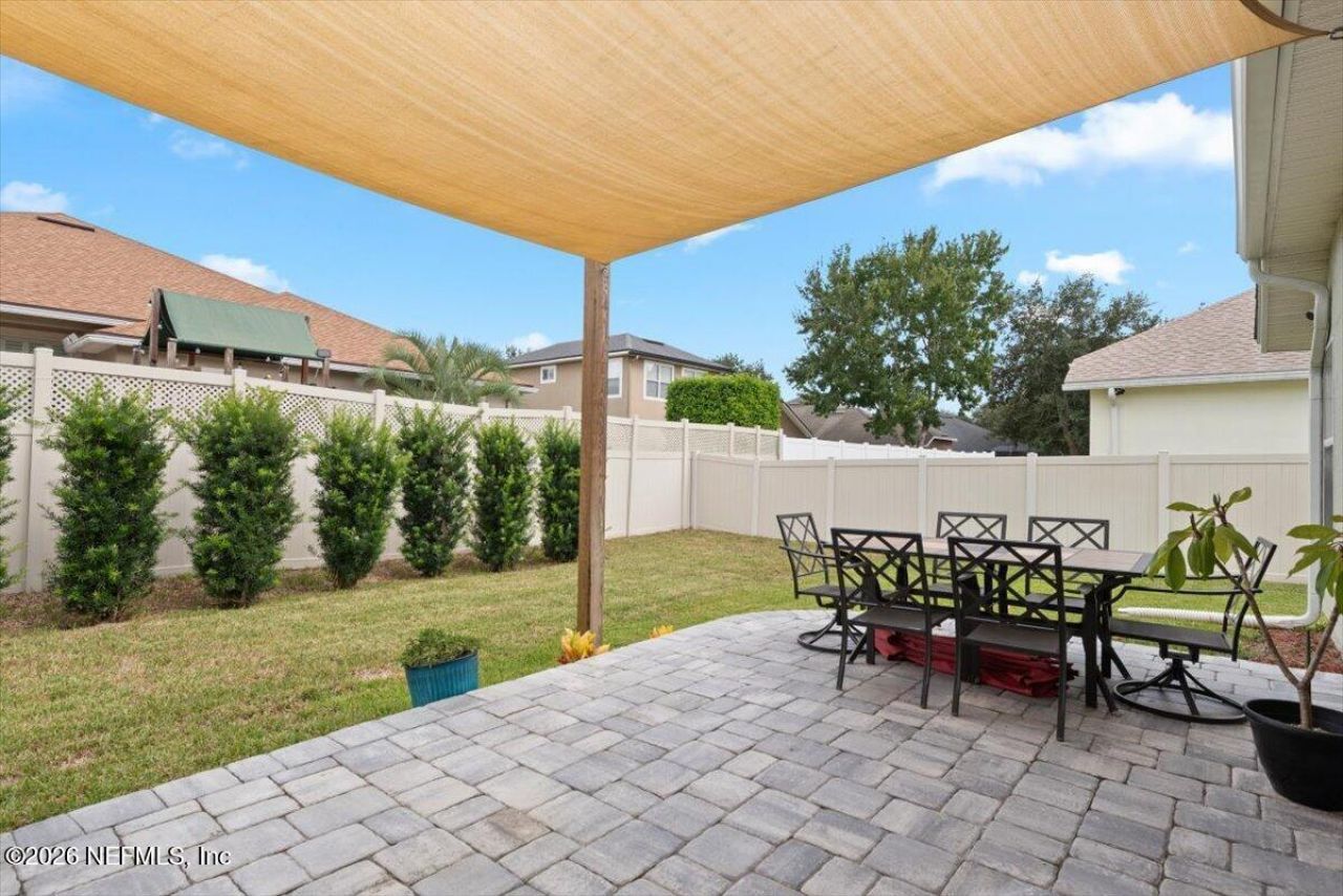 14437 Cherry Lake Drive W, Jacksonville, FL 32258 Photo