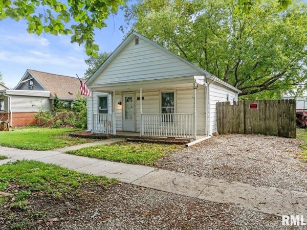 130 6TH Street, Illiopolis, IL 62539