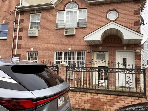 13-58 Pinson Street , Far Rockaway, NY 11691