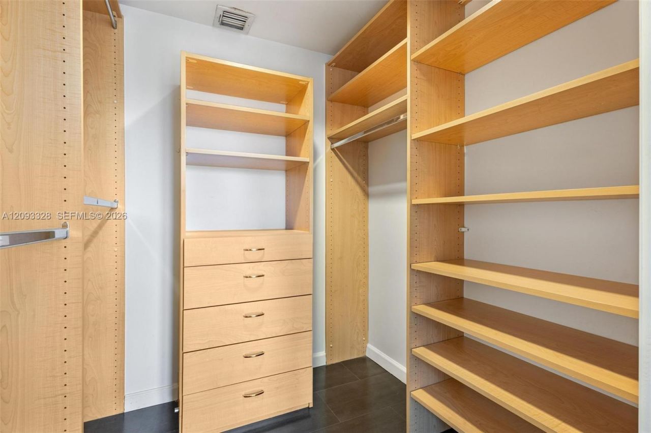 227 Michigan Ave , Unit 405, Miami Beach, FL 33139 Photo