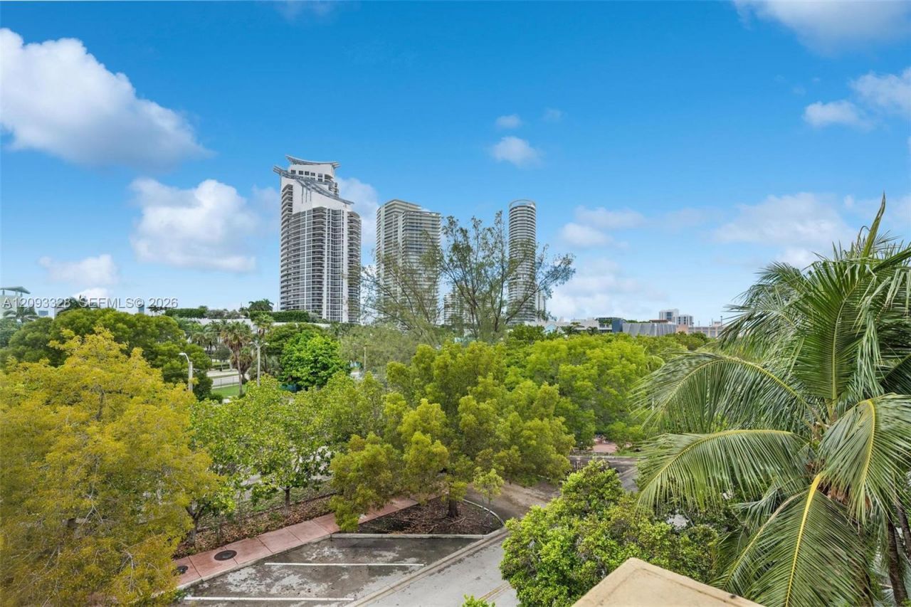 227 Michigan Ave , Unit 405, Miami Beach, FL 33139 Photo