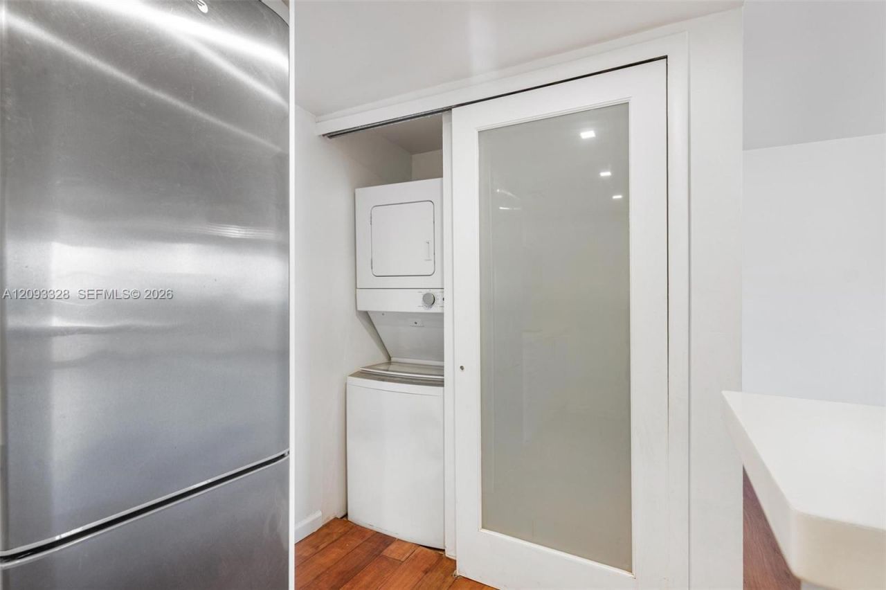 227 Michigan Ave , Unit 405, Miami Beach, FL 33139 Photo