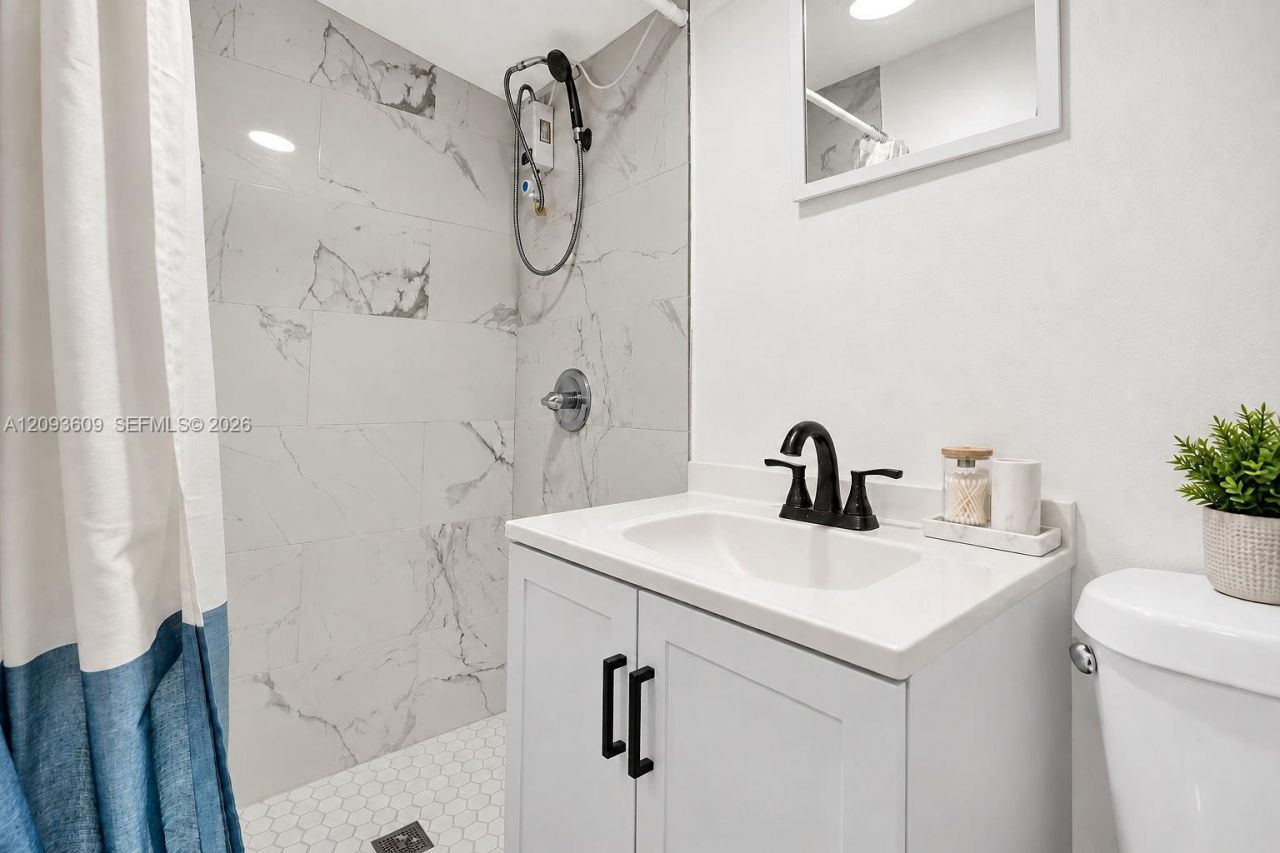 7767 Normandy St , Miramar, FL 33023 Photo