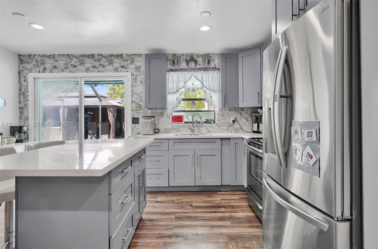 7767 Normandy St , Miramar, FL 33023 Photo