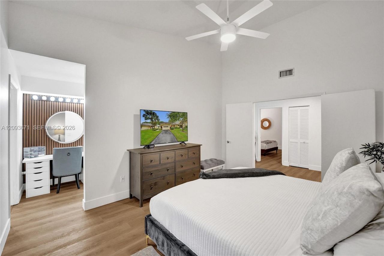 465 NW 95th Ave, Plantation, FL 33324 Photo