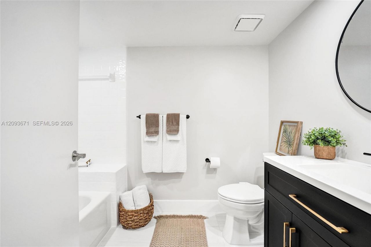 465 NW 95th Ave, Plantation, FL 33324 Photo