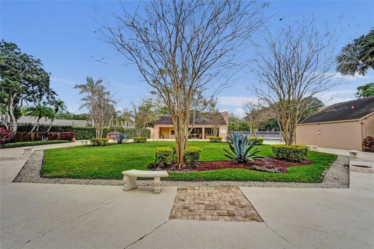 465 NW 95th Ave, Plantation, FL 33324 Photo