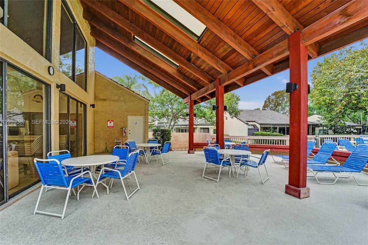 465 NW 95th Ave, Plantation, FL 33324 Photo