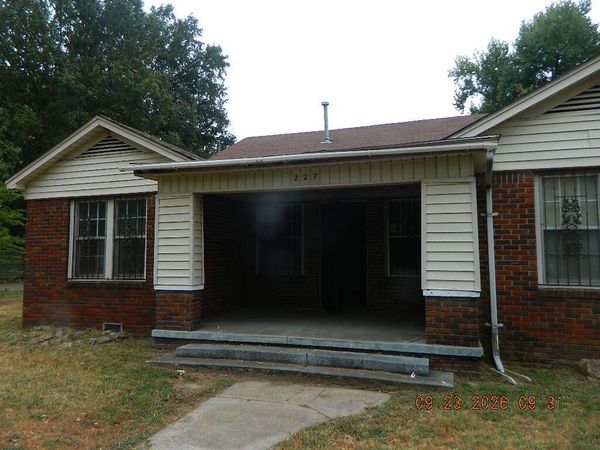 227 Harris St, South, Wynne, AR 72396