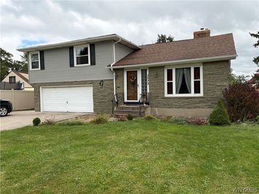 3073 Lewiston Road , Niagara Falls, NY 14305