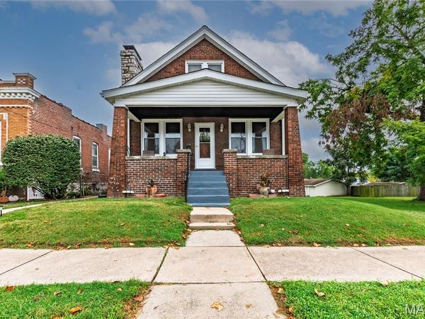 613 Waller Avenue, LeMay, MO 63125